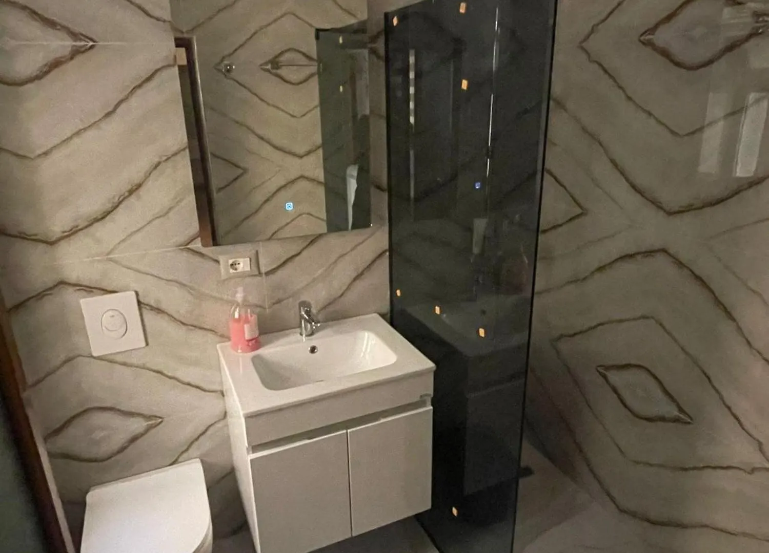 Apartamentagollitirana